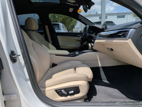 Used 2017 BMW 540i RWD image 31