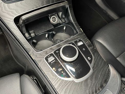 Certified 2018 Mercedes-Benz GLC 300 4MATIC image 33