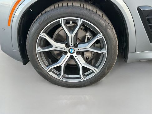 Used 2024 BMW X5 sDrive40i w/ M Sport Package RWD image 40