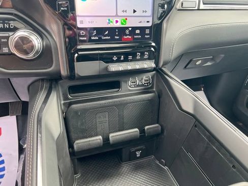 Used 2022 RAM 1500 Limited AWD/4WD image 20