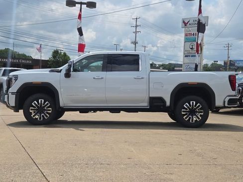 New 2026 GMC Sierra 2500 Denali Ultimate AWD/4WD image 19