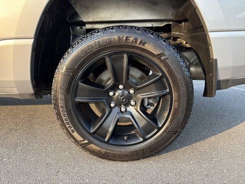 Used 2021 RAM 1500 Big Horn AWD/4WD image 14