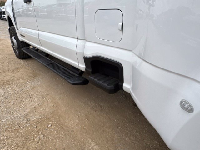 Used 2025 Ford F350 XLT w/ FX4 Off-Road Package AWD/4WD image 18