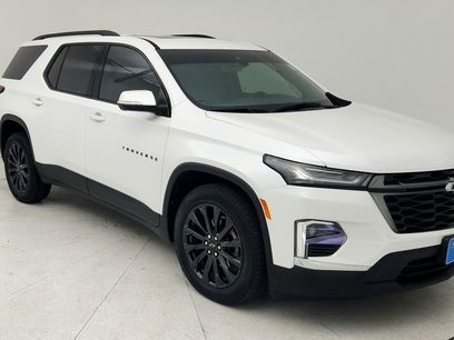 Used 2023 Chevrolet Traverse RS
