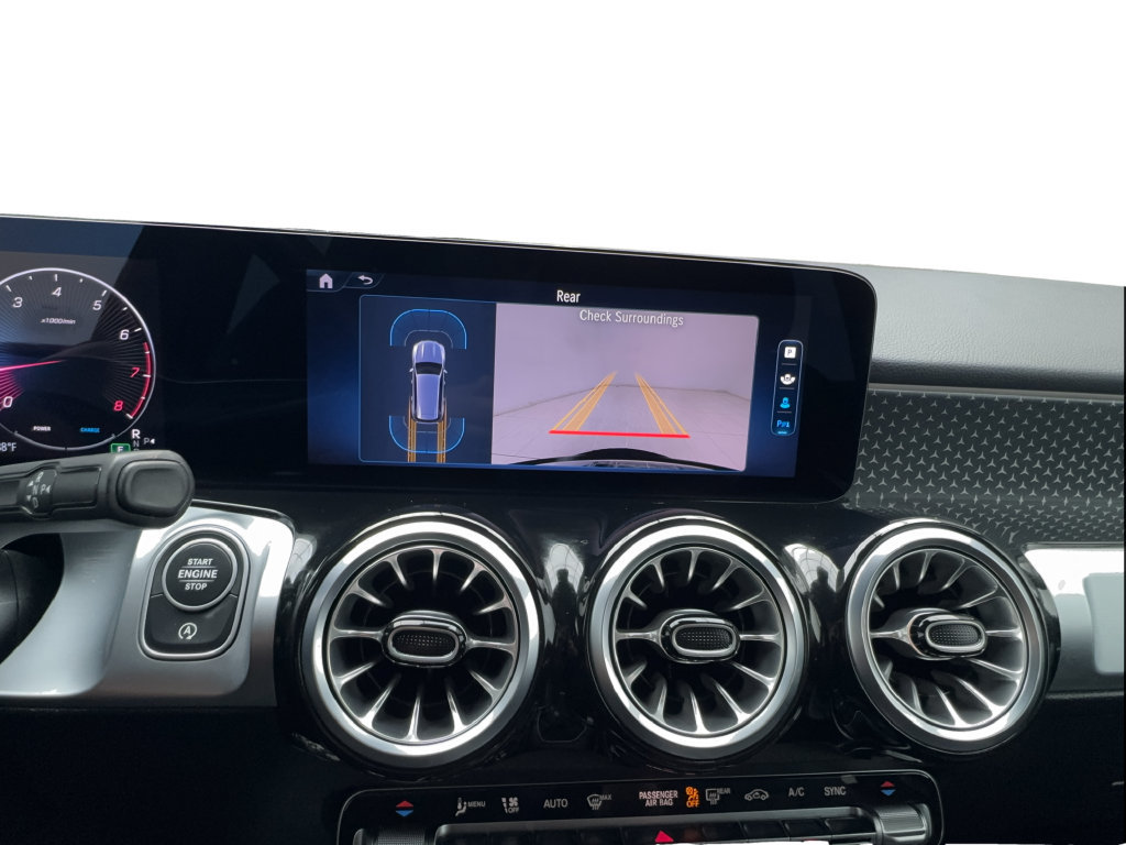 Used 2025 Mercedes-Benz GLB 250 4MATIC image 51