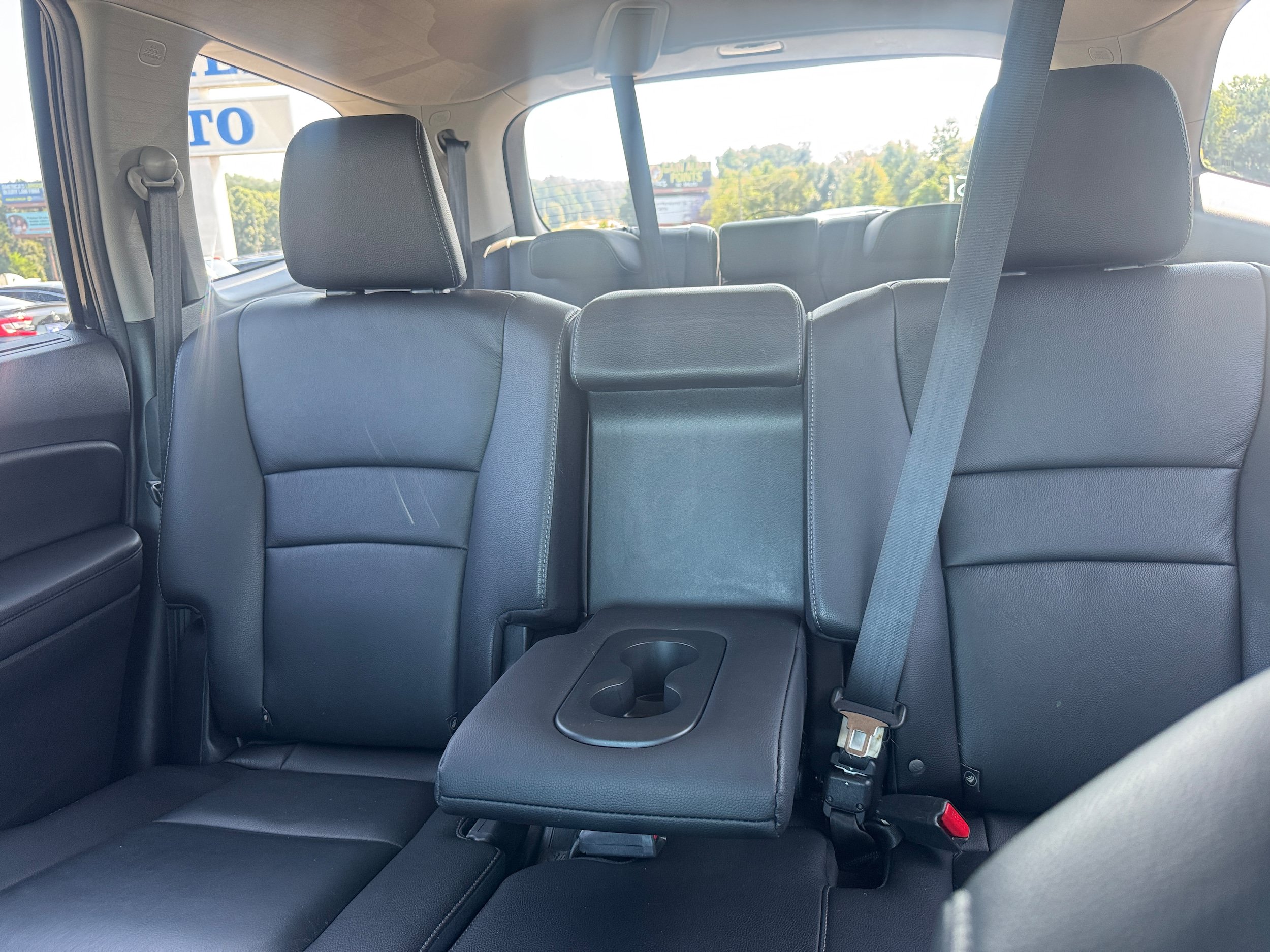 Used 2022 Honda Pilot Special Edition image 11