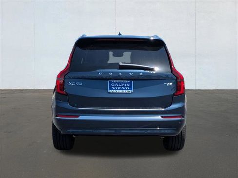 New 2026 Volvo XC90 T8 Ultra w/ Protection Package Premier AWD/4WD image 4