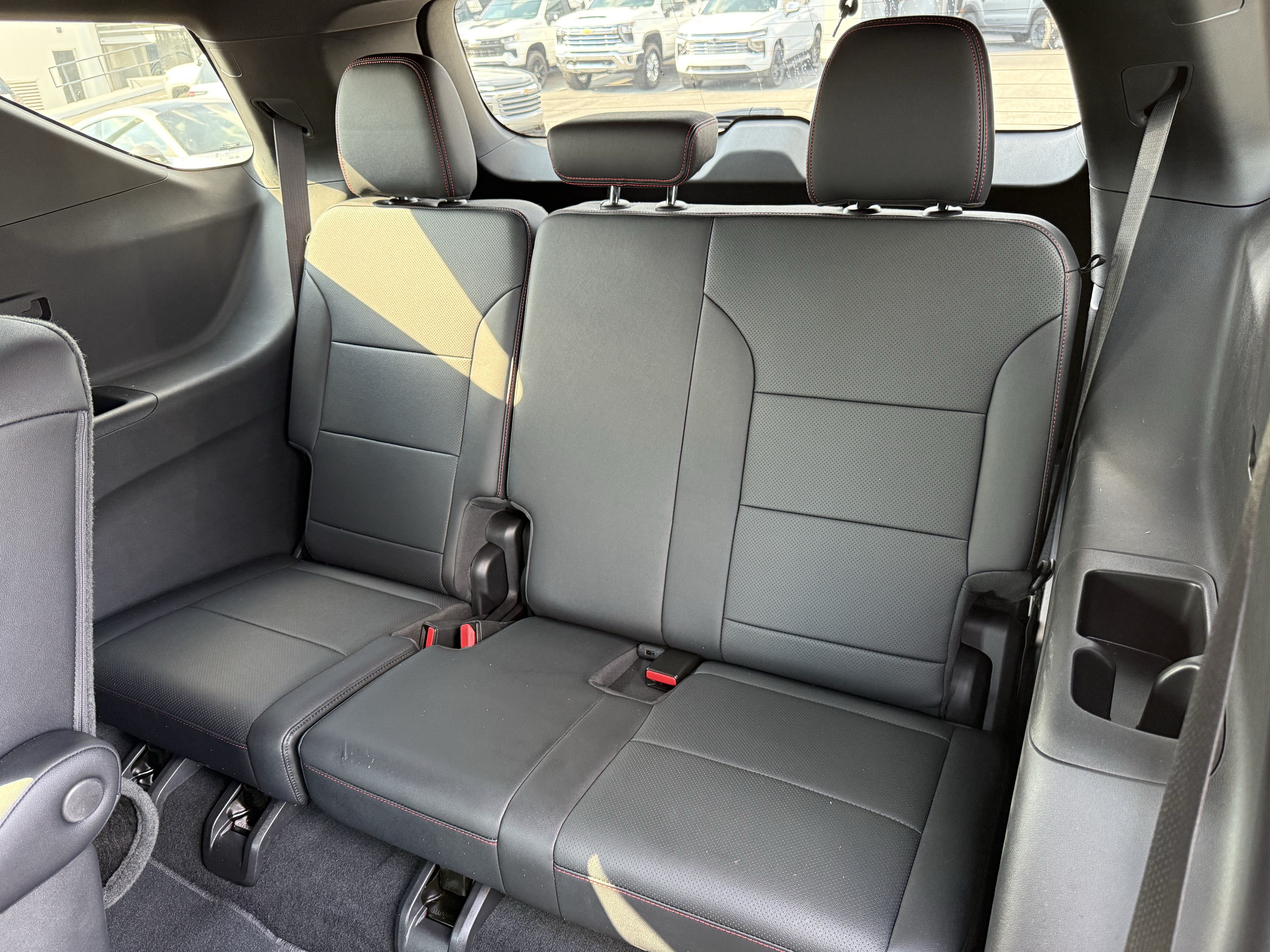 Used 2025 Chevrolet Traverse Z71 w/ Enhanced Driving Package AWD/4WD image 33
