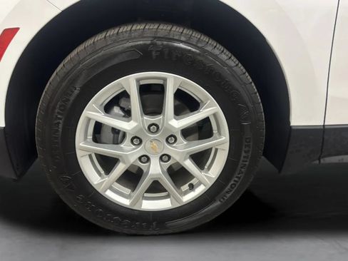 Used 2023 Chevrolet Equinox LS AWD/4WD image 27
