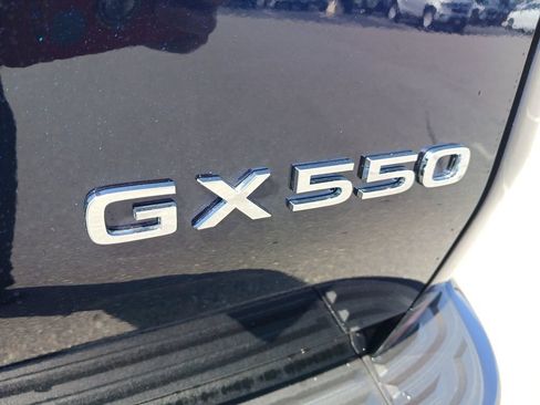 Used 2025 Lexus GX 550 w/ Accessory Package (2T) AWD/4WD image 31