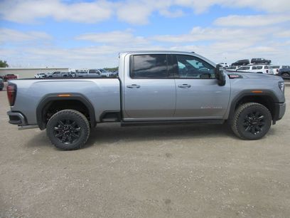 New 2026 GMC Sierra 3500 AT4 w/ AT4 Premium Plus Package