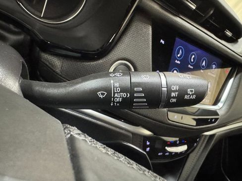 Used 2025 Cadillac XT5 Premium Luxury image 39