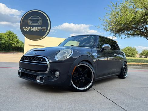Used 2015 MINI Cooper S FWD image 1