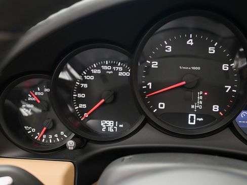 Used 2019 Porsche 911 Targa 4 AWD/4WD image 41