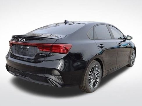 Used 2022 Kia Forte GT-Line w/ GT-Line Premium Package image 11