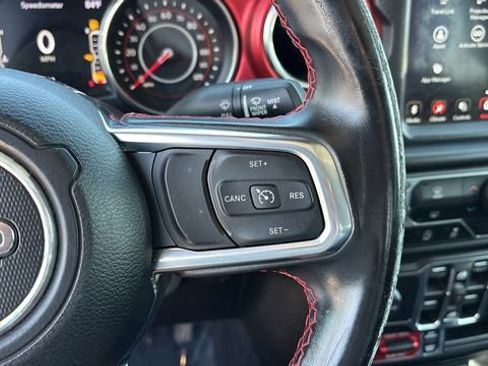 Used 2021 Jeep Gladiator Rubicon AWD/4WD image 24