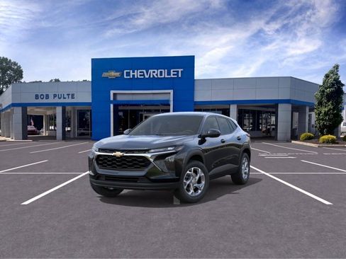 New 2026 Chevrolet Trax LS w/ LS Convenience Package FWD image 8