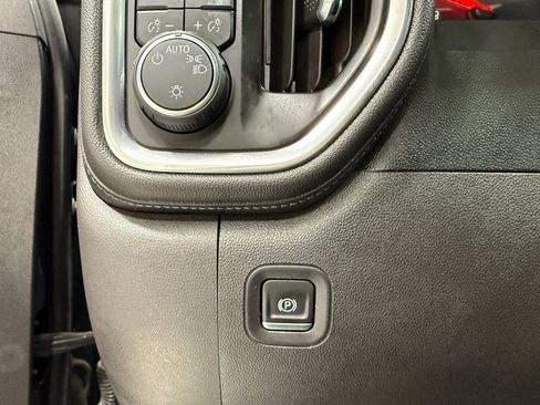 Used 2021 Chevrolet Silverado 1500 RST w/ Convenience Package II image 24