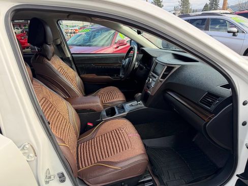 Used 2013 Subaru Outback 3.6R Limited image 41
