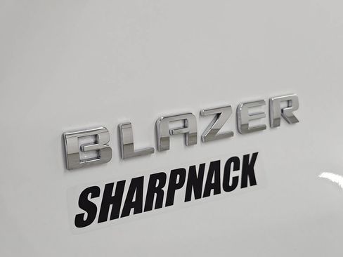 Used 2026 Chevrolet Blazer LT FWD image 28