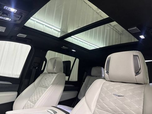 Certified 2026 Cadillac Escalade V AWD/4WD image 55
