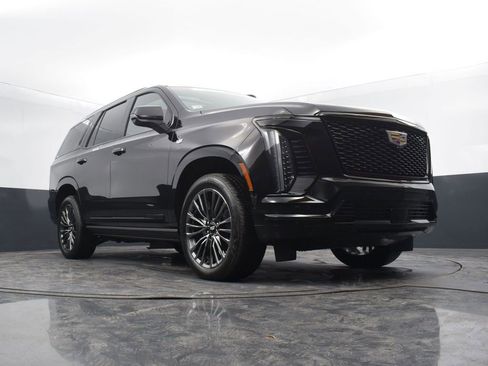 Certified 2025 Cadillac Escalade Sport Platinum w/ LPO, Floor Liner Package image 56