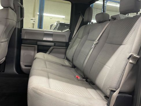 Used 2016 Ford F150 XLT w/ Equipment Group 302A Luxury image 8