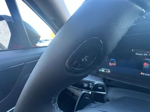 New 2025 Lincoln Corsair Premiere w/ Equipment Group 101A image 26