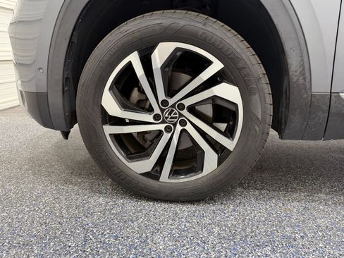 Used 2021 Volkswagen Atlas SEL Premium AWD/4WD image 11