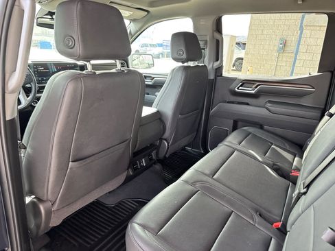 Used 2025 GMC Sierra 1500 SLT image 28