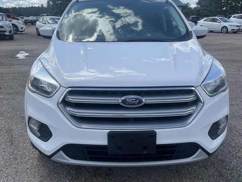 Used 2017 Ford Escape SE image 1