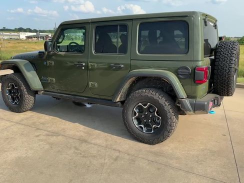 New 2023 Jeep Wrangler Unlimited Rubicon 4xe w/ Cold Weather Group AWD/4WD image 6