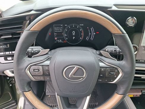 Used 2024 Lexus RX 350 Premium w/ Accessory Package AWD/4WD image 20