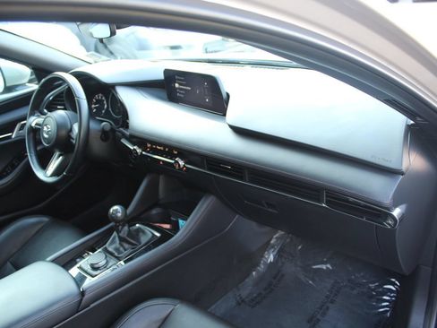 Used 2024 MAZDA MAZDA3 s FWD image 20
