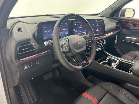 New 2026 Chevrolet Traverse RS image 9