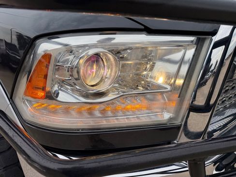 Used 2013 RAM 2500 Laramie w/ Convenience Group image 15