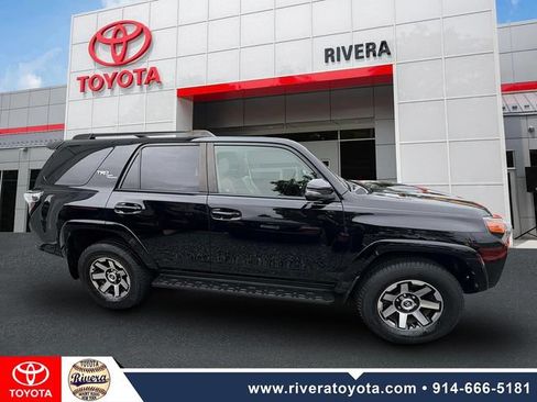 Used 2019 Toyota 4Runner TRD Off-Road Premium AWD/4WD image 4