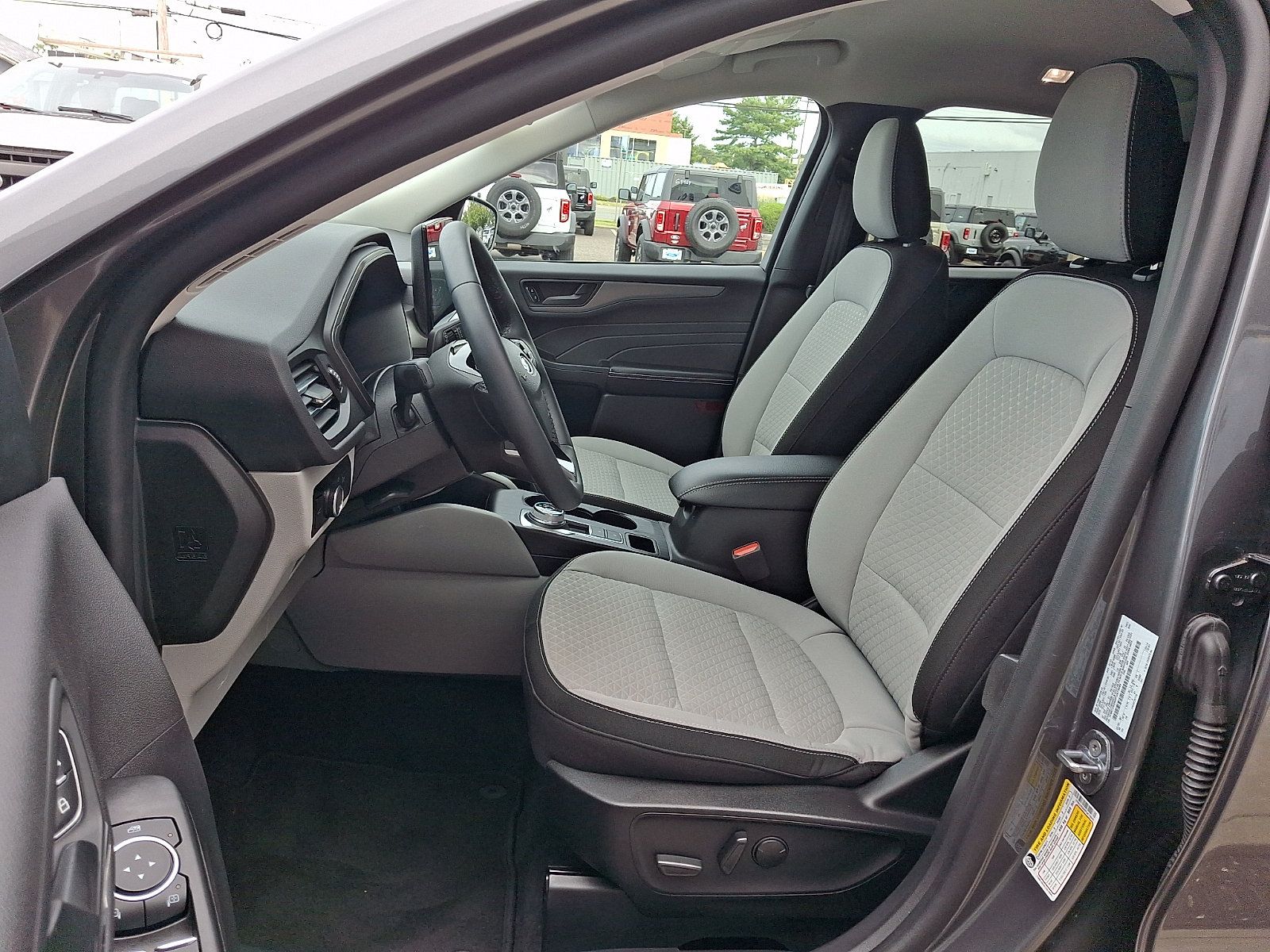 Certified 2023 Ford Escape Active w/ Tech Pack #1 AWD/4WD image 15