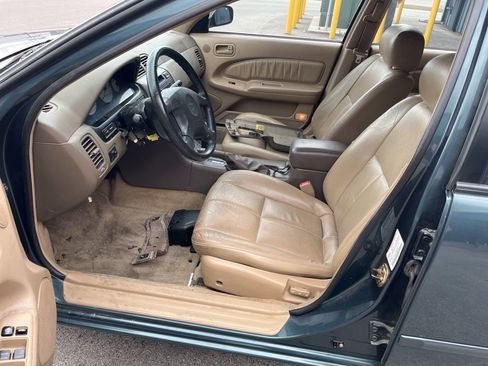 Used 1997 Nissan Maxima GLE FWD image 9