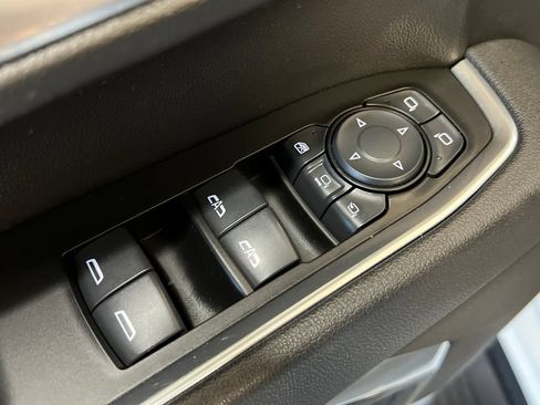Used 2025 Chevrolet Silverado 2500 LTZ AWD/4WD image 41