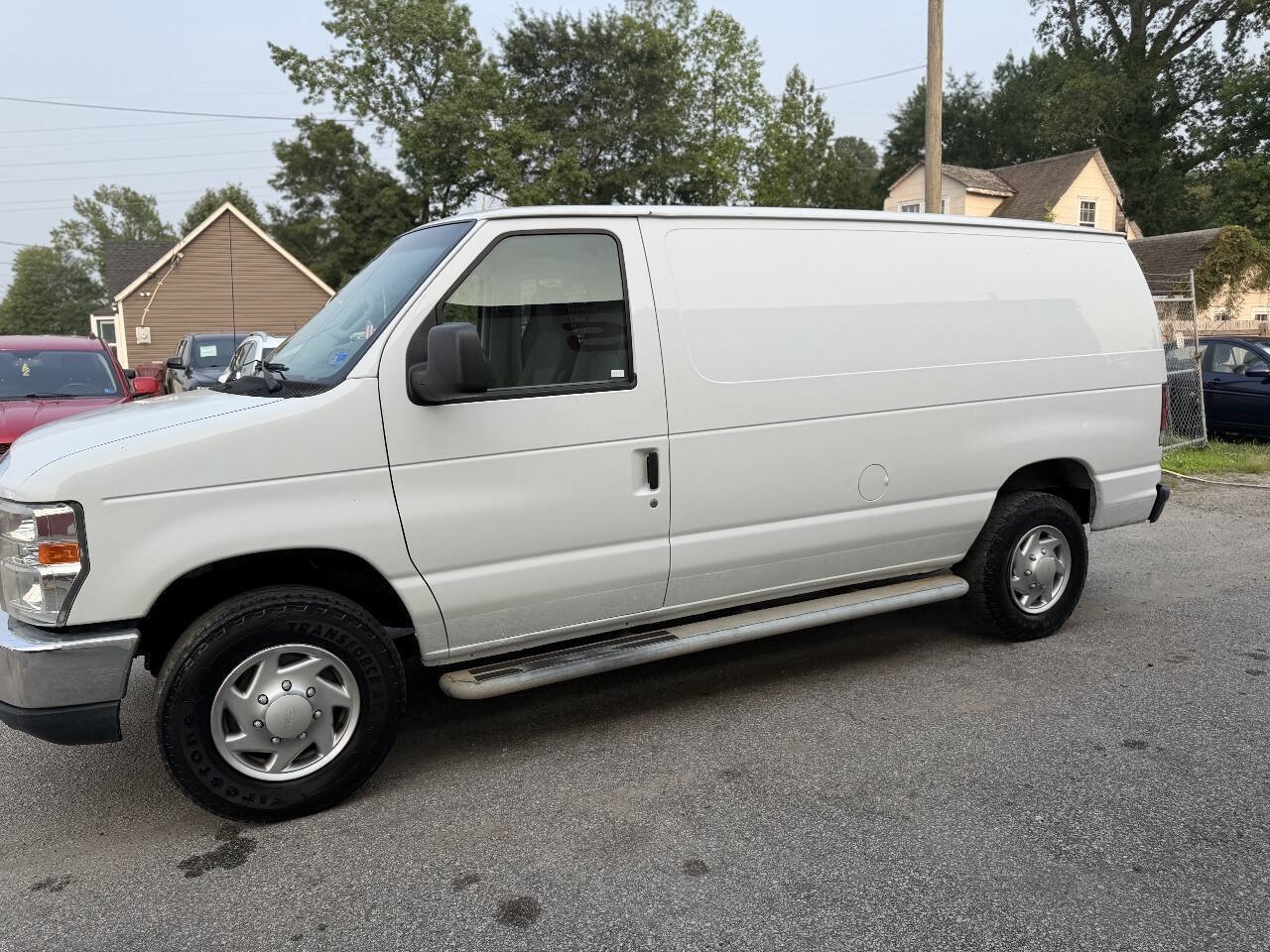 Used 2013 Ford E-250 and Econoline 250 w/ PWR Group RWD image 5