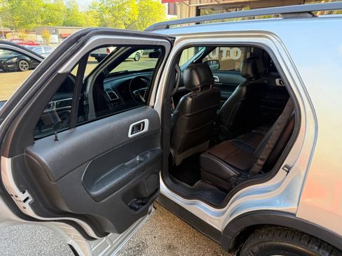 Used 2015 Ford Explorer Sport w/ Equipment Group 401A AWD/4WD image 13