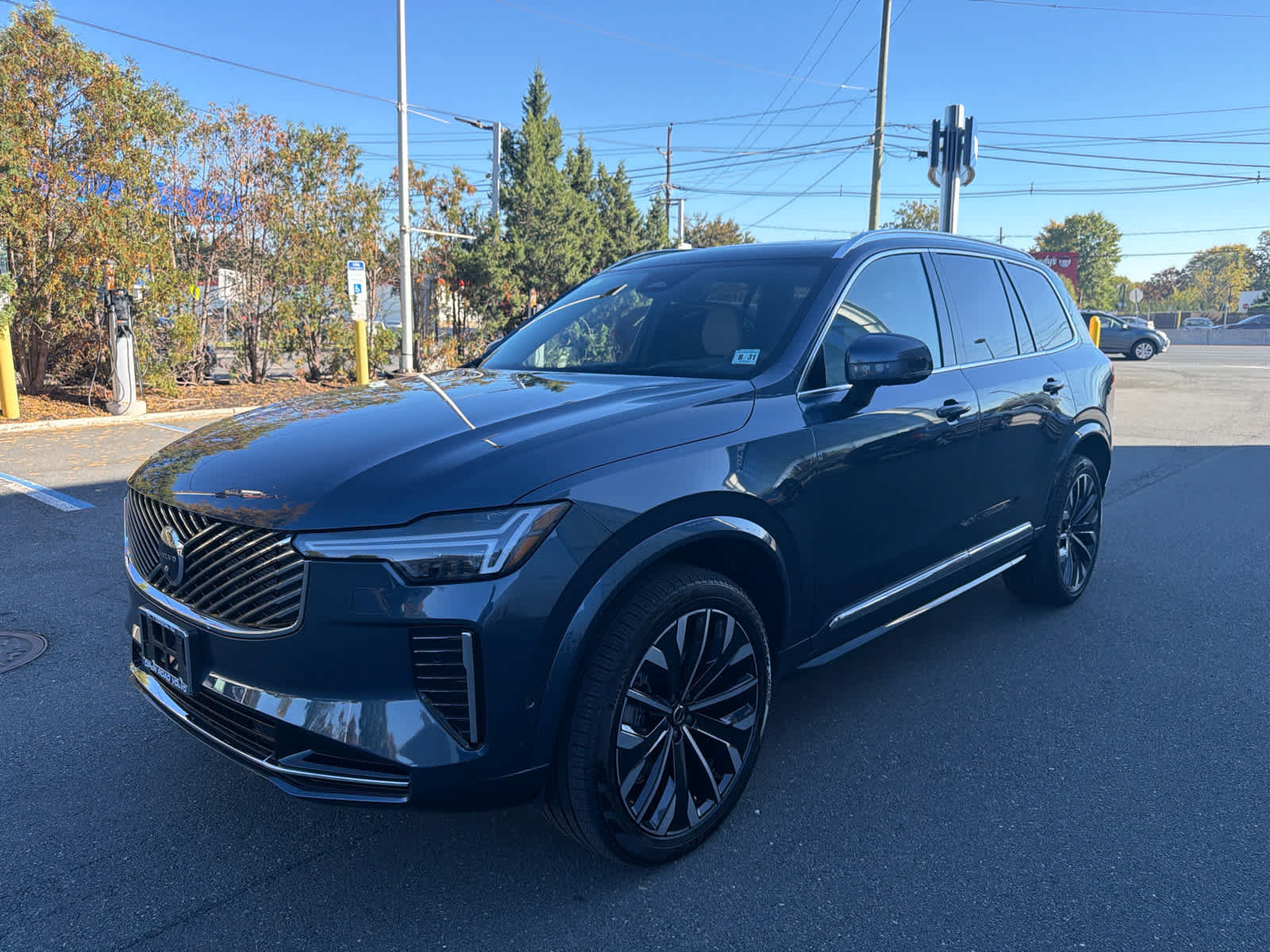 Used 2027 Volvo XC90 B6 Ultra AWD/4WD image 1