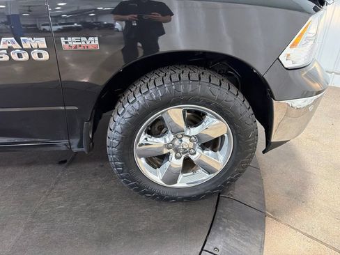 Used 2018 RAM 1500 Big Horn AWD/4WD image 38