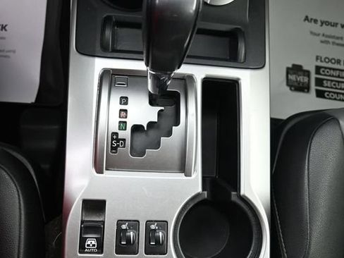 Used 2022 Toyota 4Runner SR5 Premium AWD/4WD image 17