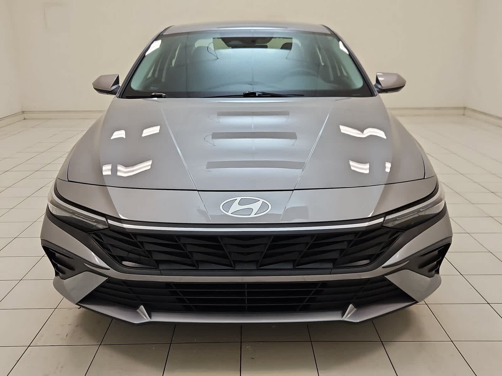 Used 2024 Hyundai Elantra SEL FWD image 23