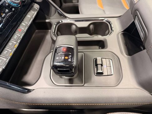 Used 2025 GMC Sierra 1500 AT4 w/ AT4 Premium Package image 48