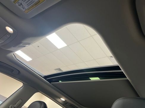 Used 2021 Nissan Murano Platinum w/ Cargo Package image 23