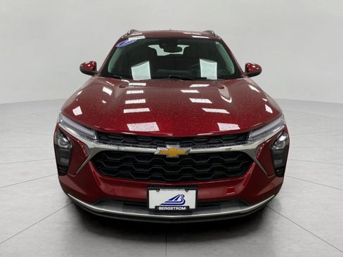 Used 2024 Chevrolet Trax LT w/ Driver Confidence Package FWD image 10