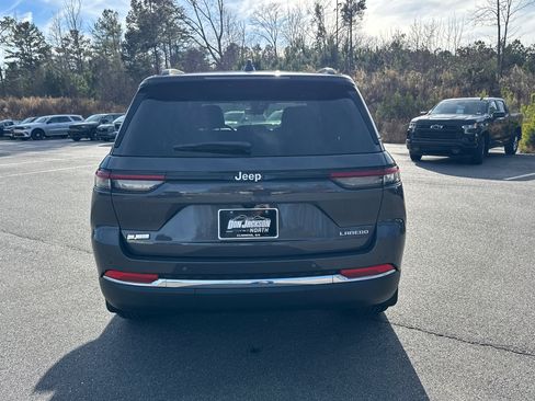 New 2025 Jeep Grand Cherokee Laredo w/ MOPAR Finishing Package image 6
